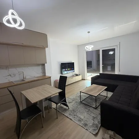 Premium * Tirana